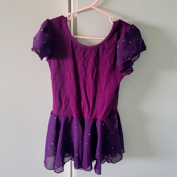 4 Dance Outfits - Picture 2 of 4